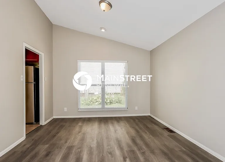 5320 Springtrail Dr — Photo 9