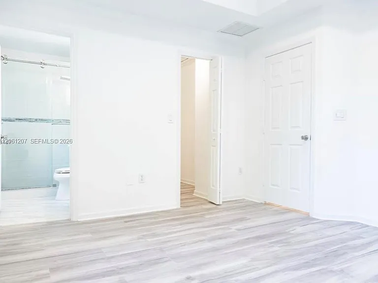 2430 SE 14th Ave #276 — Photo 9