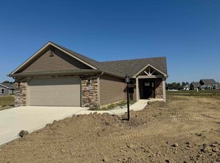 2604 Hogans Aly, Decatur, IN 46733