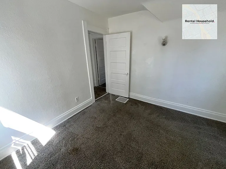 1118 Mason St — Photo 7