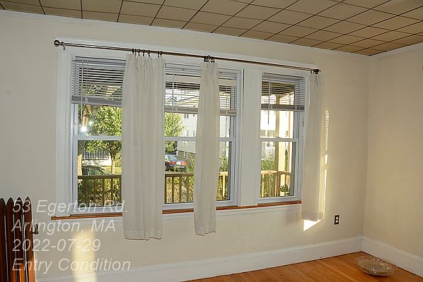 living room (A side)