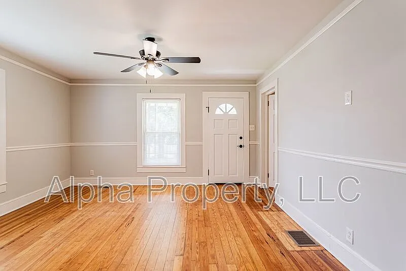2 bed, 1.0 bath, 1000 sqft, $1,250 — Photo 3