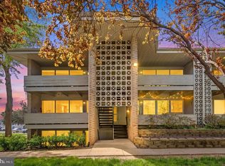124 Haycock Rd APT C2, Falls Church, VA 22046