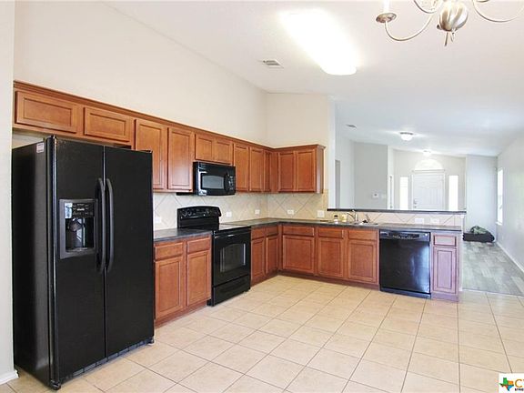 3rd image of 521 Tom Kemp Dr