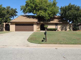 7905 NW 101st St, Oklahoma City, OK 73162
