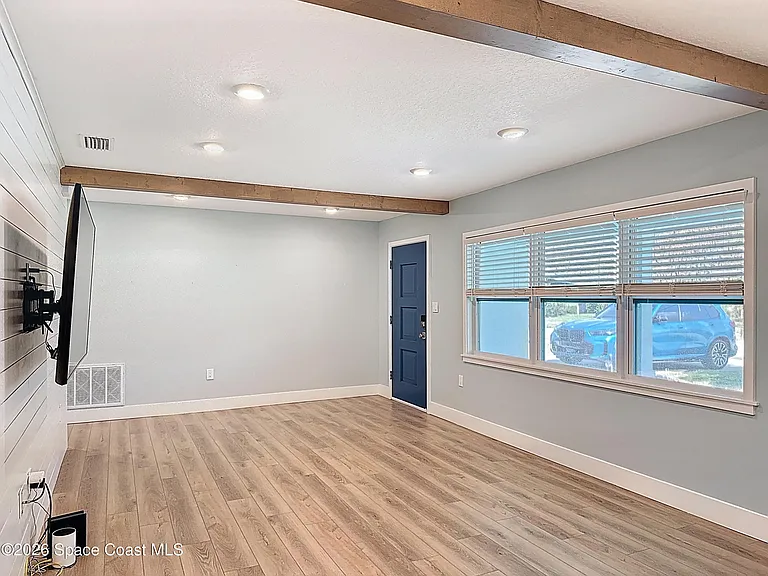 1707 Shore Dr — Photo 14