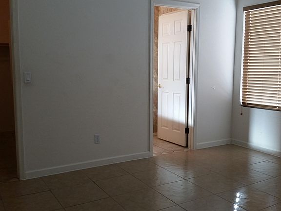 5th image of 15110 N 140th Ave