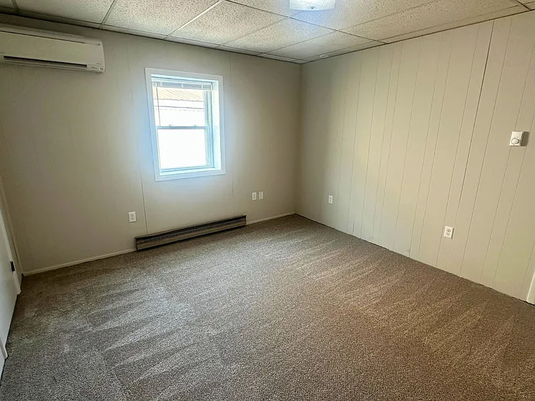 321 W Main St #B — Photo 13