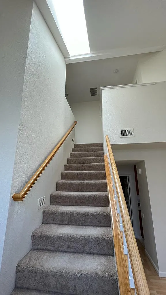 3 bed, 1570 sqft, $3,600 — Photo 4