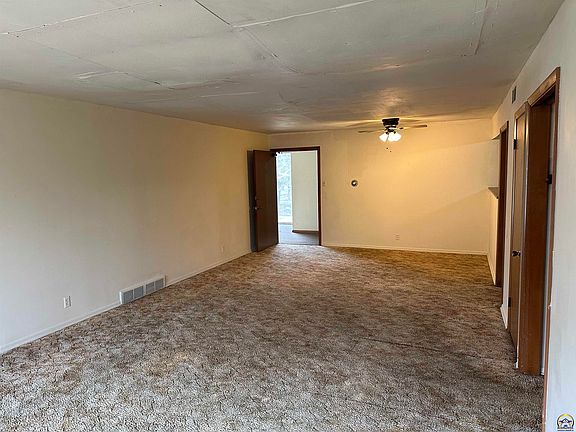 5th image of 2031 NW Logan St