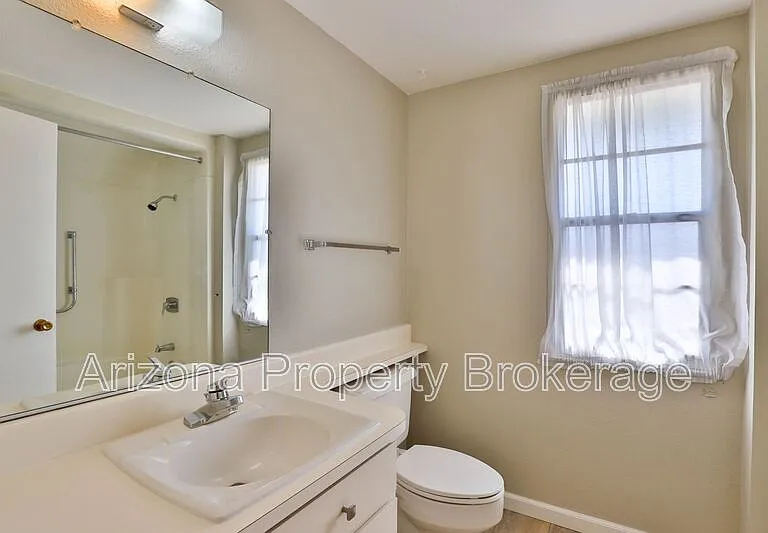 11838 N Sun Valley Dr — Photo 10