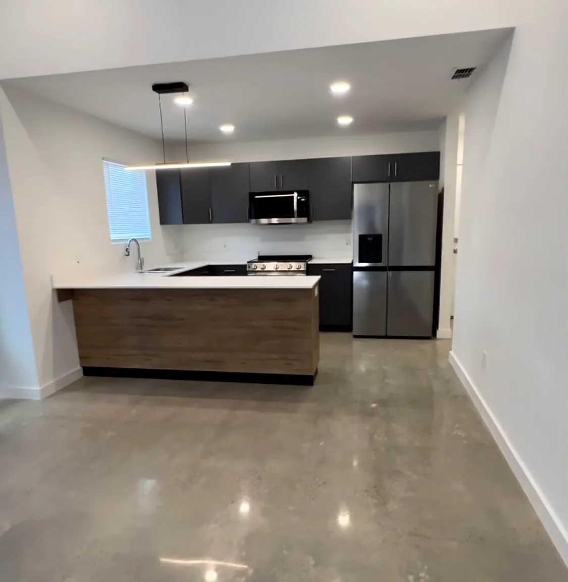 4012 Jenna Ln - A — Photo 4