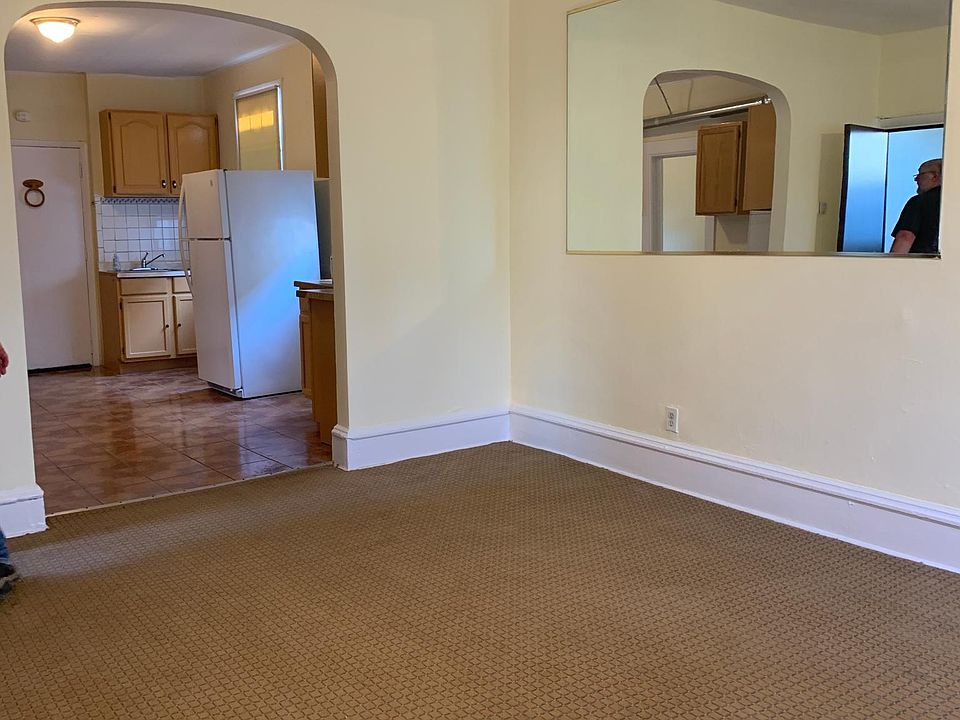 1st image of 2429 W Cortland St #Sf