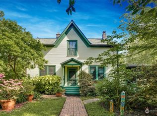 12430 Avondale Rd NE, Redmond, WA 98052