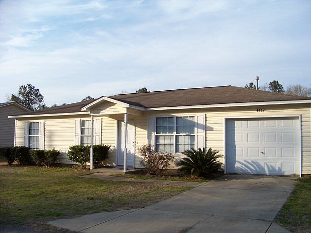1st image of 4482 Dolphin Ln