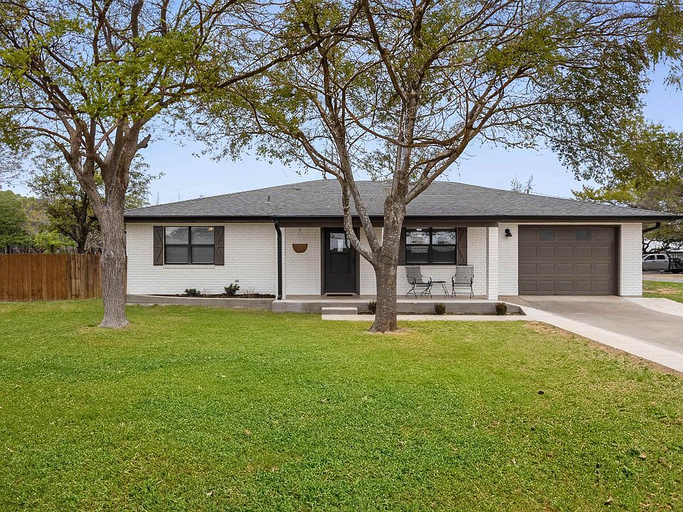 1st image of 600 Liveoak