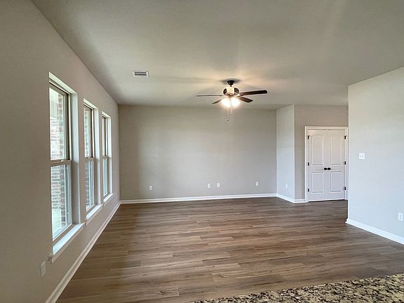 Ravenswood V A - Living - DSLD Homes