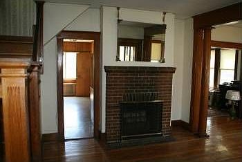 2nd image of 10 Loring Rd