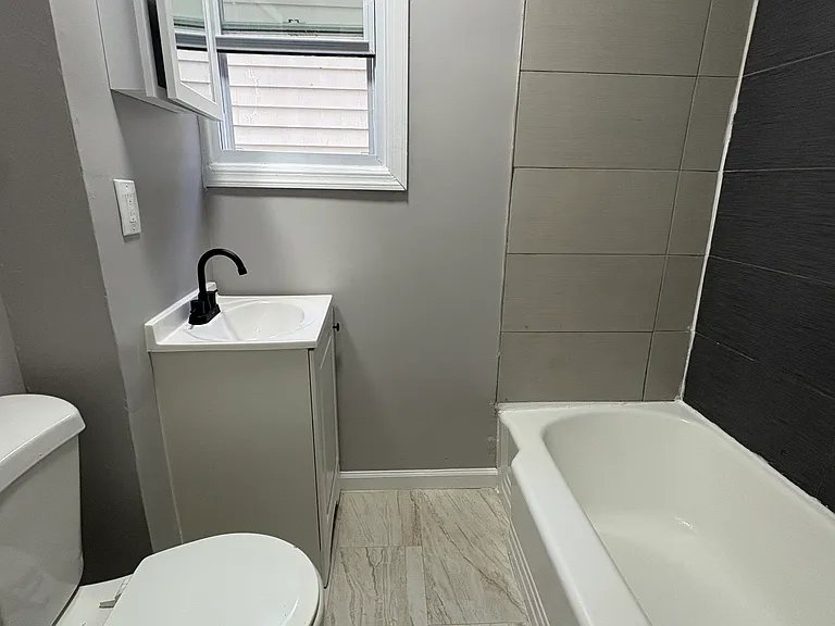 61 Tillinghast St #2 — Photo 7