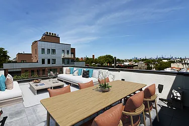423 Tompkins Avenue in Bedford-Stuyvesant