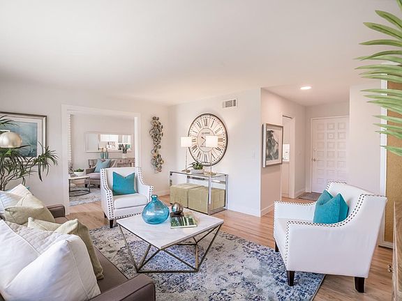 3rd image of 6129 Del Robles Ct
