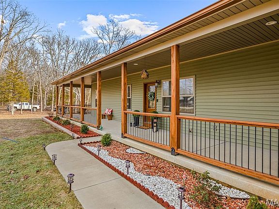 4th image of 1026 Chestnut Acres Ln