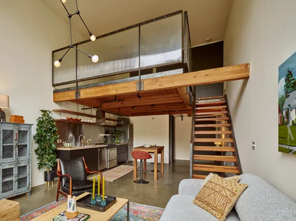 1433 12th Ave Unit 204, Seattle, WA 98122