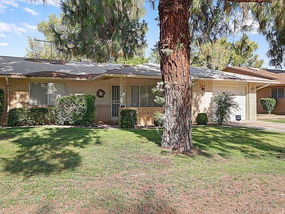 2nd image of 15454 N Lakeforest Dr