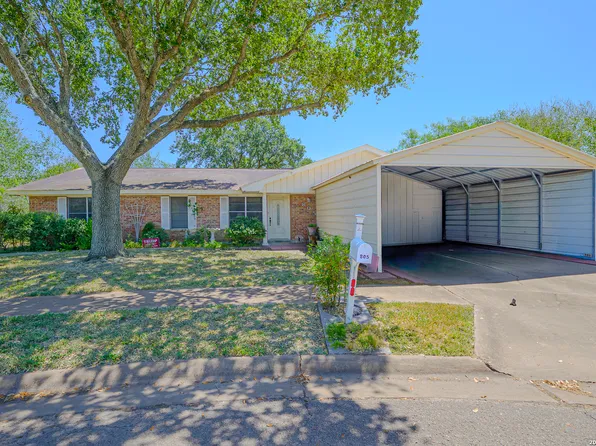 805 Olympic, Beeville, TX 78102