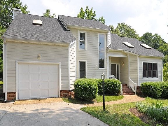 4th image of 2603 Llama Ln