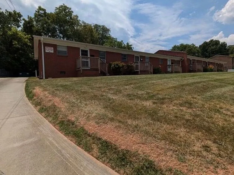 722 F Ave SE #720 — Photo 15