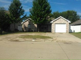 3213 Light Pointe Dr, Dallas, TX 75228