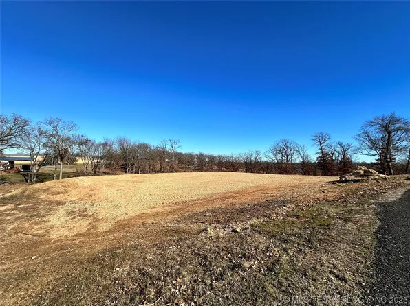 8 Scissortail Rd, Sulphur, OK 73086