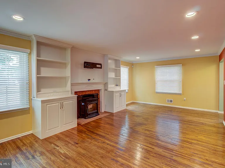 11 Whitemarsh Dr — Photo 25