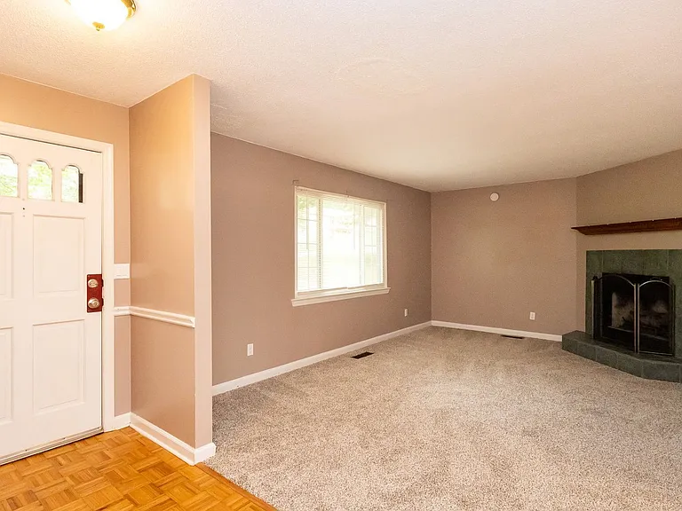 5428 Country Village Dr — Photo 6