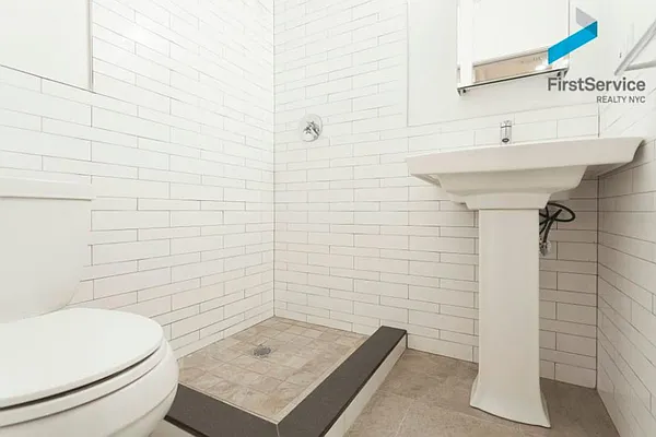 Rented by FirstService Realty (legacy) | media 36