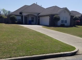 1056 Poplar St, Prattville, AL 36066