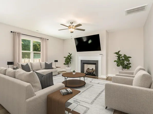 121 Wolf Ridge Ct, Willow Spring, NC 27592