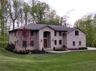 3300 Hemphill Rd, Barberton, OH 44203