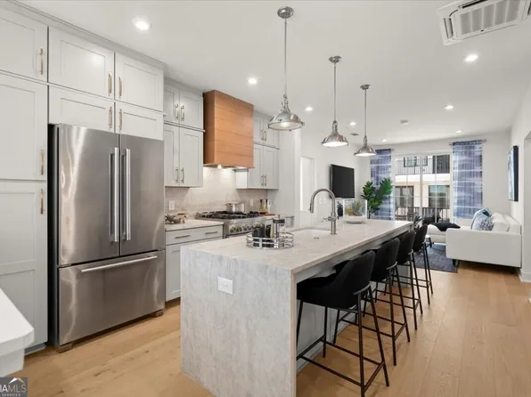 201 New St #2203-101, Decatur, GA 30030