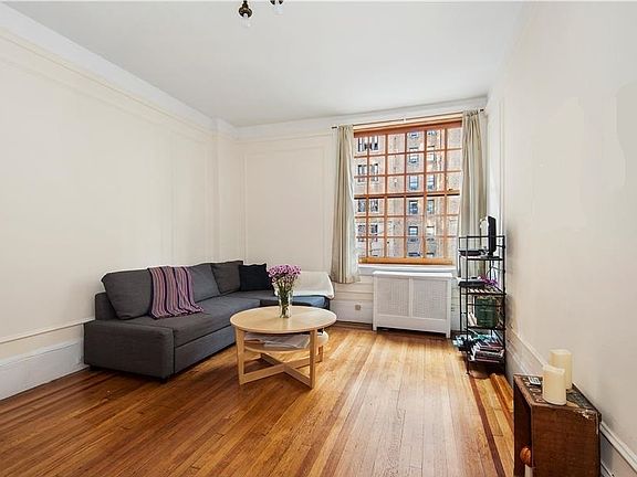 2nd image of 527 Cathedral Pkwy #34