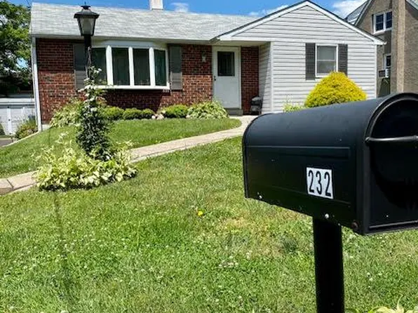 232 Summer Ave, Horsham, PA 19044
