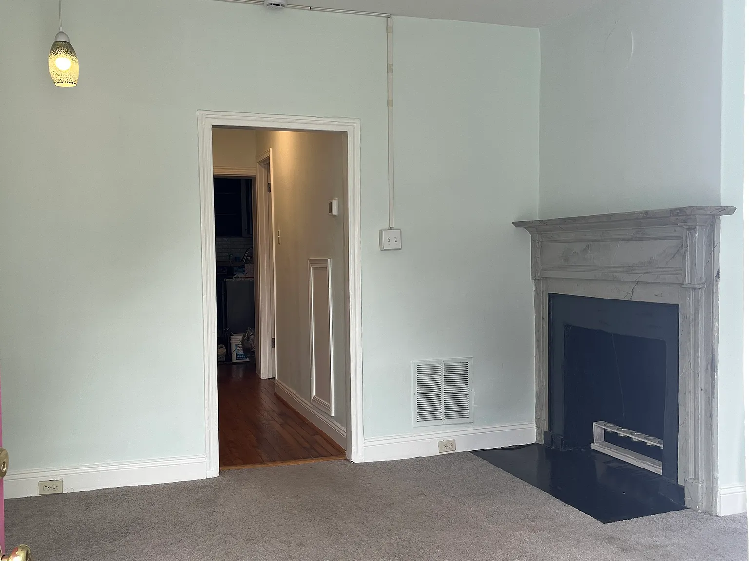 2 bed, 1.5 bath, 1250 sqft, $1,850 — Photo 2