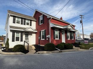 19 Owl Hill Rd, Lititz, PA 17543