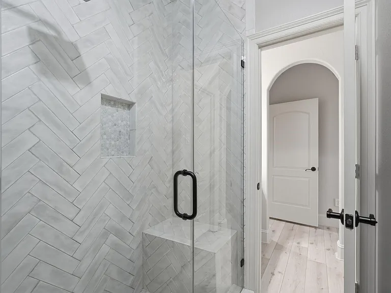 7603 Hogan Bridge Ct — Photo 35