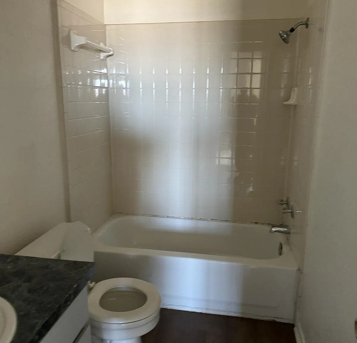 3 bed, 1110 sqft, $950 — Photo 4