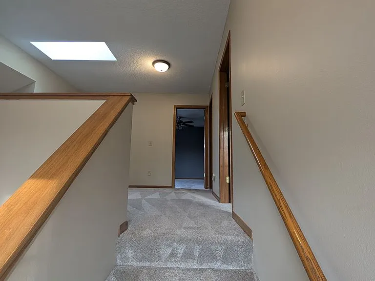 2583 Bedford Ct — Photo 7