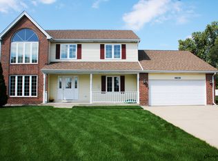 4N330 5th Ave, Addison, IL 60101