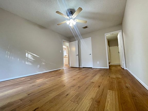 5th image of 2533 Windy Pine Ln #2533