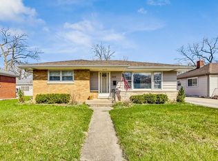 225 W Butterfield Rd, Elmhurst, IL 60126